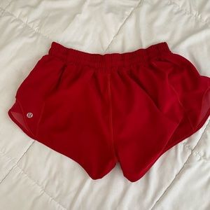 red lululemon Hotty Hots 2.5